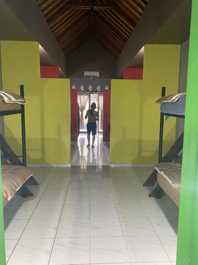 Paca'S Reggae Bar & Hostel Ambat ภายนอก รูปภาพ